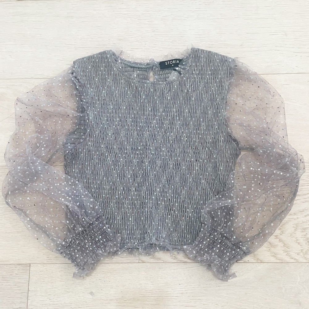 NWT Storia Smocked Grey Dot Tulle Puff Sleeve Top